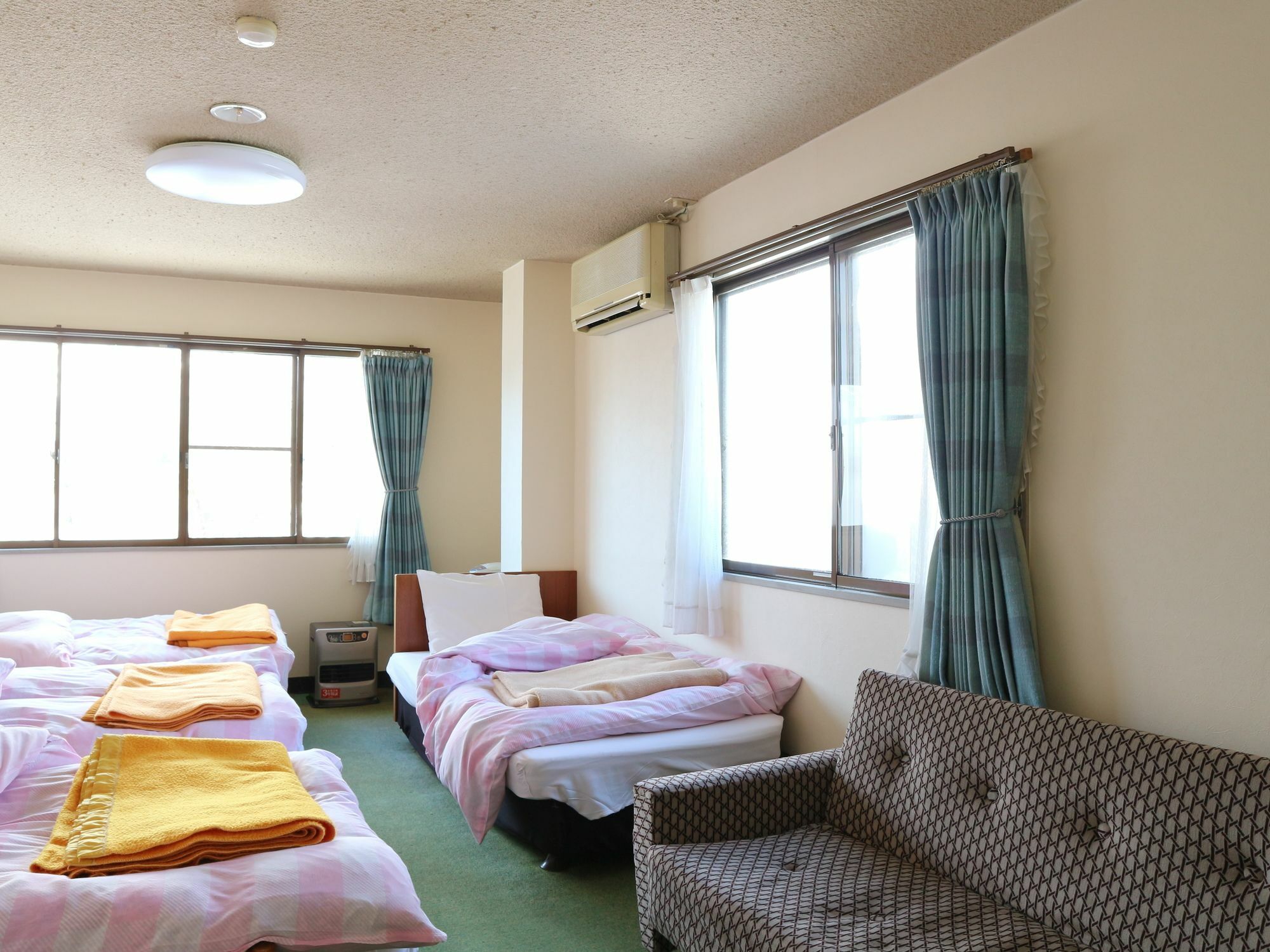 Petit Hotel P-Bow Hakuba Bagian luar foto