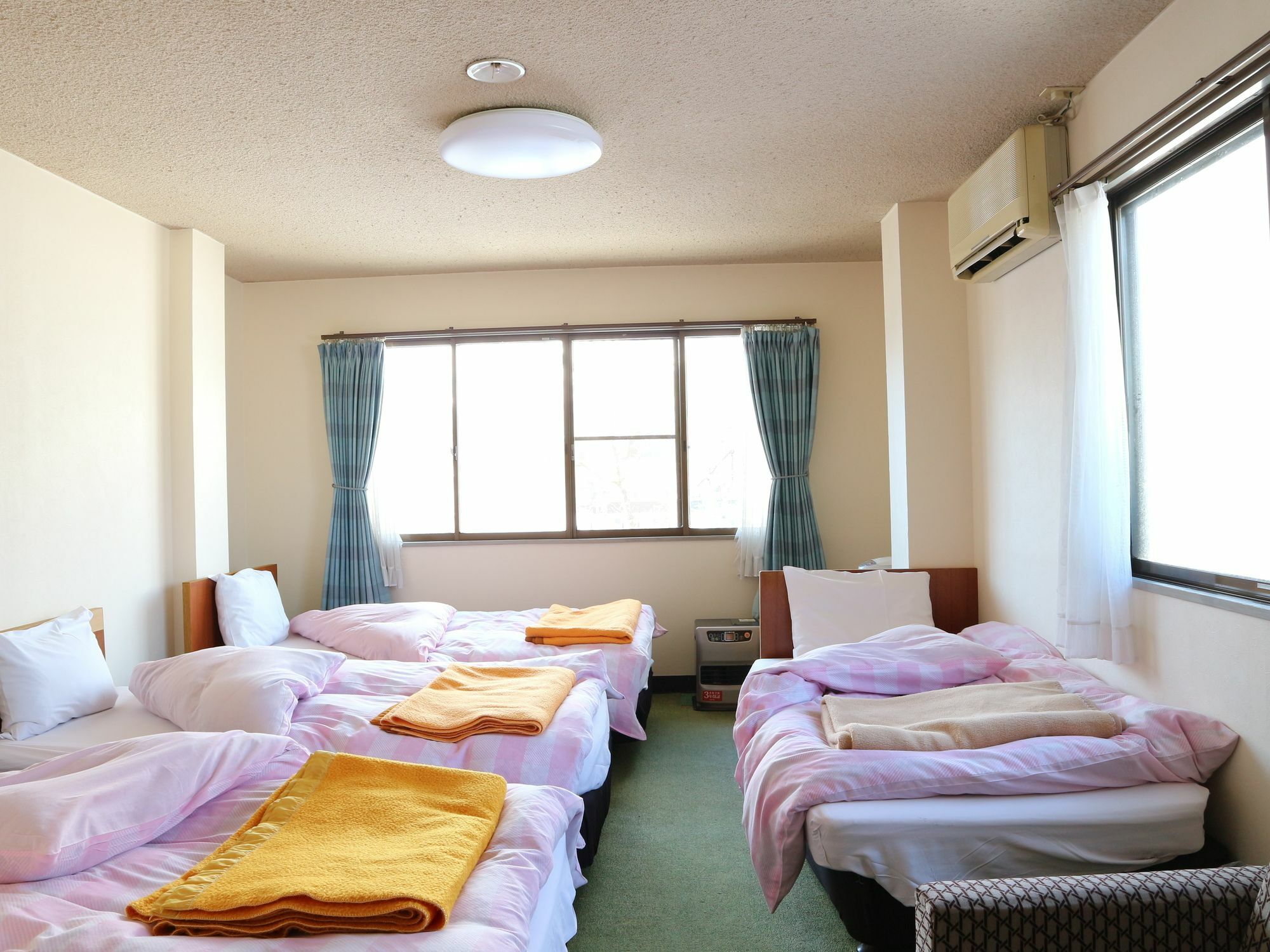 Petit Hotel P-Bow Hakuba Bagian luar foto